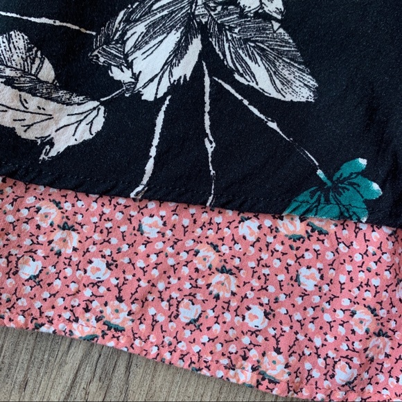 Rue21 | Floral Bell Sleeve Top - Picture 11 of 11